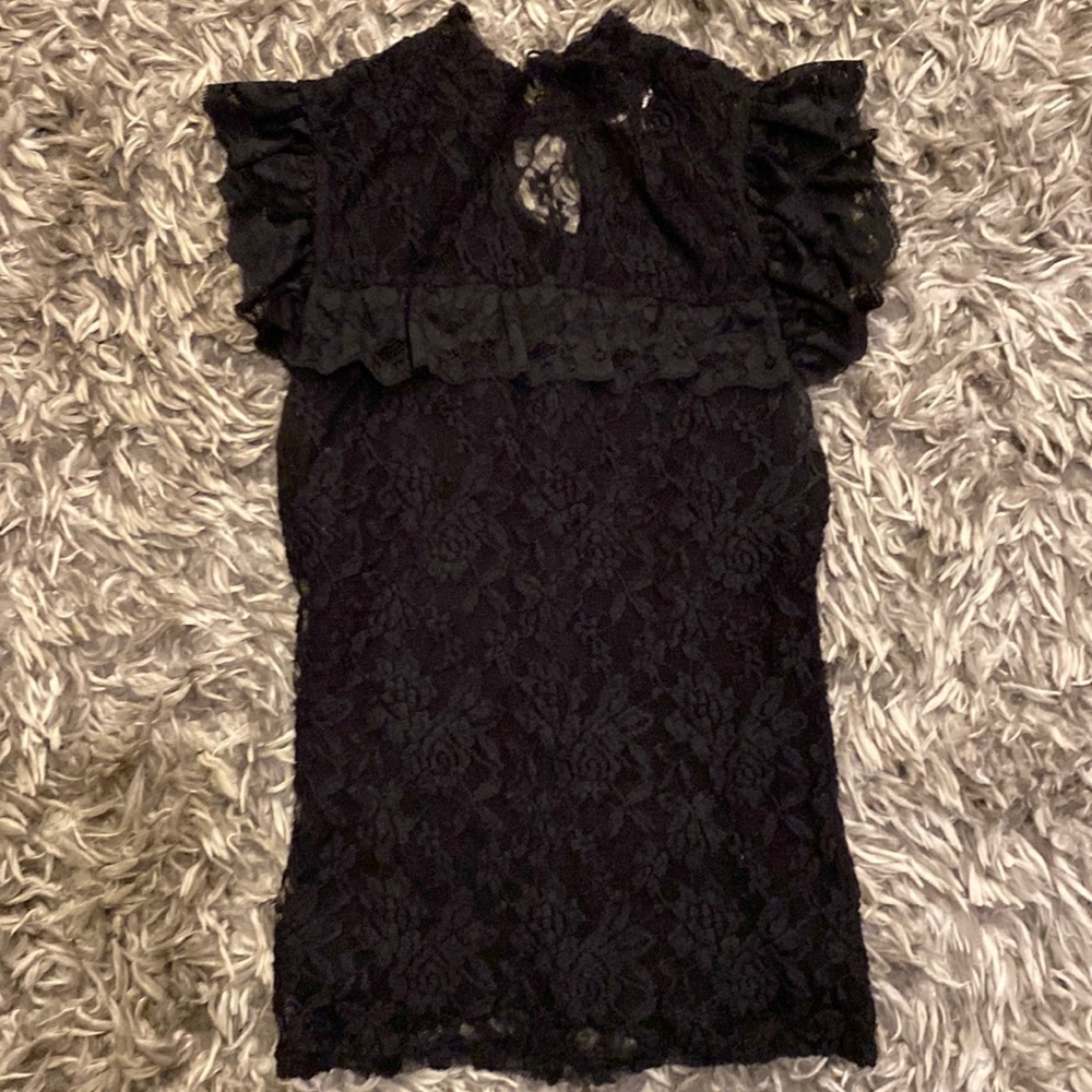 Cute Lacey top small